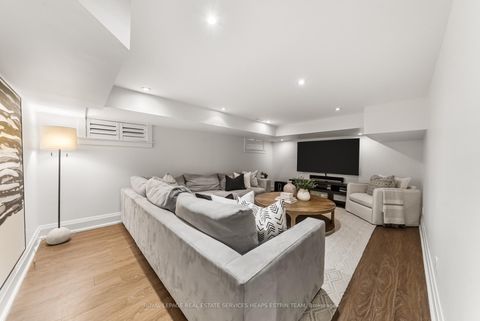 Photo 37 at 17 Noel Avenue, Leaside, Toronto