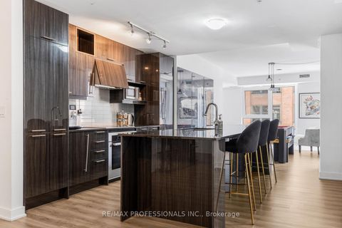 Photo 6 at 325 - 30 Nelson Street, Waterfront Communities C1, Toronto