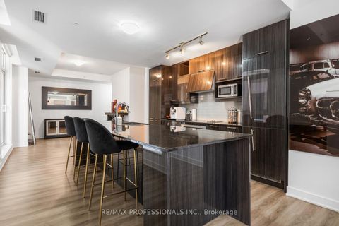 Photo 8 at 325 - 30 Nelson Street, Waterfront Communities C1, Toronto
