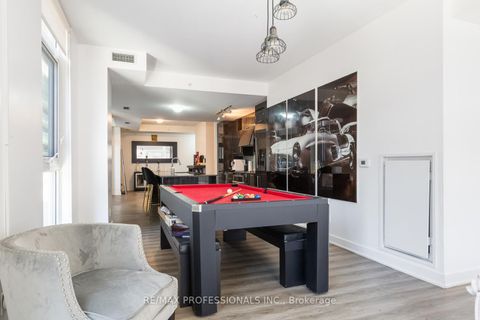 Photo 14 at 325 - 30 Nelson Street, Waterfront Communities C1, Toronto
