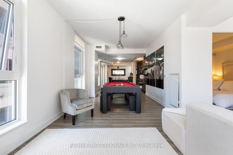 Photo 15 at 325 - 30 Nelson Street, Waterfront Communities C1, Toronto