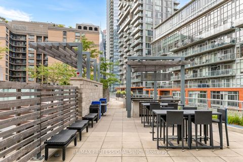 Photo 31 at 325 - 30 Nelson Street, Waterfront Communities C1, Toronto