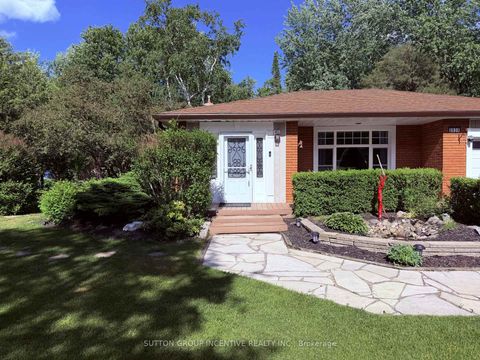 Photo 3 at 2035 Craig Road, Alcona, Innisfil