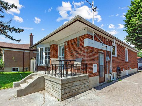 Photo 1 at 40 Tansley Avenue, Bendale, Toronto