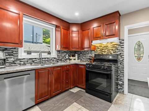 Photo 9 at 40 Tansley Avenue, Bendale, Toronto