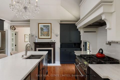 Photo 14 at 5 Blair Athol Crescent, Rosethorn, Toronto