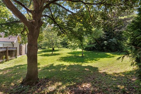 Photo 49 at 5 Blair Athol Crescent, Rosethorn, Toronto