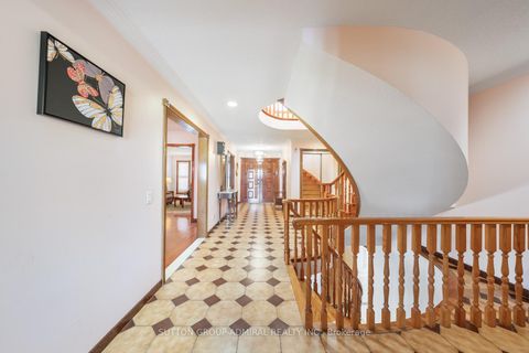 Photo 14 at 48 Weldrick Road W, North Richvale, Richmond Hill