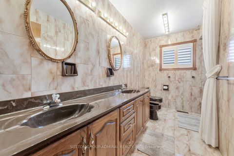 Photo 20 at 48 Weldrick Road W, North Richvale, Richmond Hill