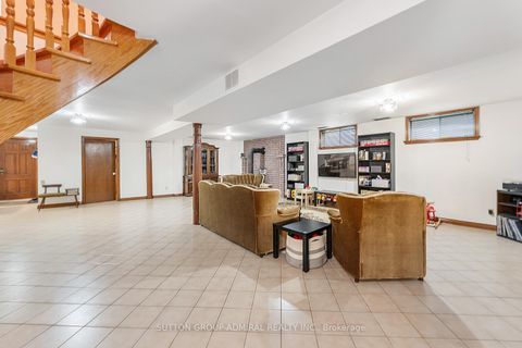 Photo 24 at 48 Weldrick Road W, North Richvale, Richmond Hill