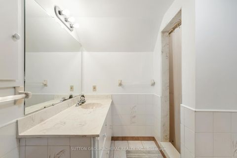 Photo 28 at 48 Weldrick Road W, North Richvale, Richmond Hill