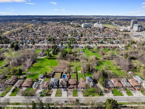 Photo 39 at 48 Weldrick Road W, North Richvale, Richmond Hill