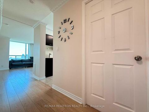 Photo 3 at 1010 - 68 Grangeway Avenue, Woburn, Toronto