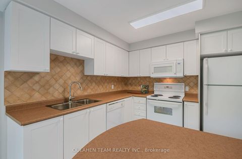 Photo 9 at 212 - 16 Dallimore Circle, Don Mills, Toronto