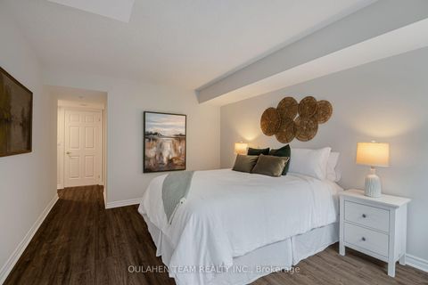 Photo 14 at 212 - 16 Dallimore Circle, Don Mills, Toronto