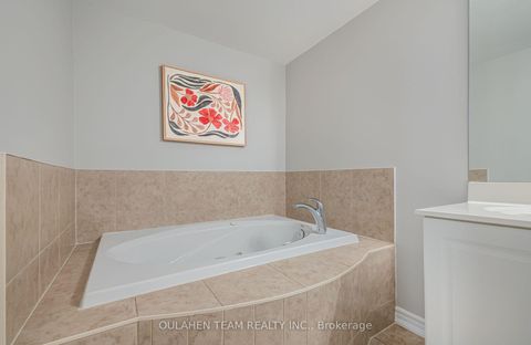 Photo 16 at 212 - 16 Dallimore Circle, Don Mills, Toronto