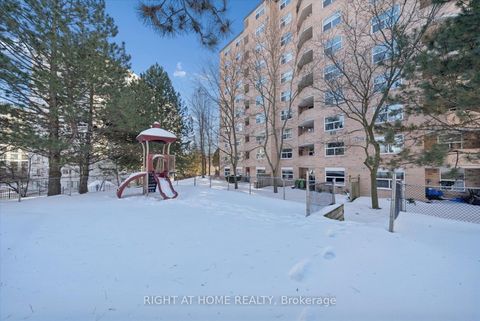 Photo 3 at 707 - 260 Davis Drive, Central Newmarket, Newmarket