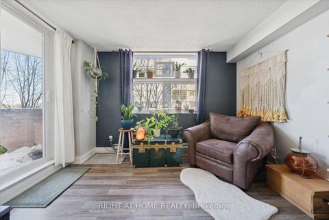 Photo 16 at 707 - 260 Davis Drive, Central Newmarket, Newmarket