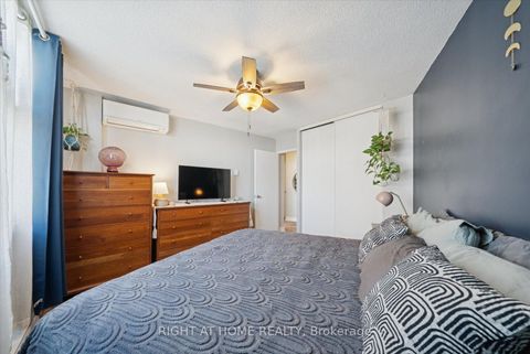 Photo 25 at 707 - 260 Davis Drive, Central Newmarket, Newmarket