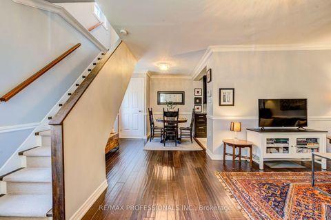 Photo 6 at 39 Rosemeade Avenue, Queensway, Toronto