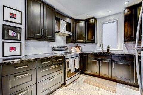 Photo 10 at 39 Rosemeade Avenue, Queensway, Toronto