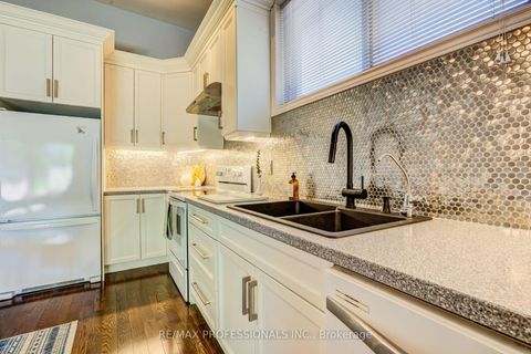 Photo 20 at 39 Rosemeade Avenue, Queensway, Toronto