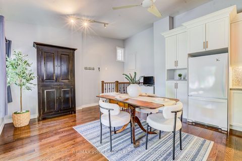 Photo 23 at 39 Rosemeade Avenue, Queensway, Toronto