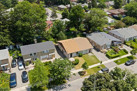 Photo 33 at 41 Clapperton Avenue, Birchmount, Toronto