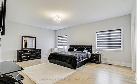 Photo 5 at 37 Woodhaven Avenue, Aurora Estates, Aurora