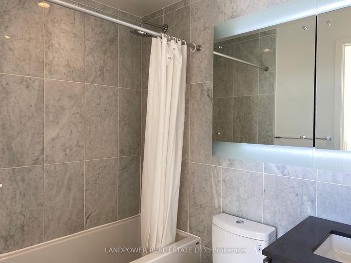Photo 10 at PH 10 - 115 McMahon Drive, Bayview Village, Toronto