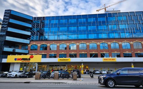 Photo 18 at 1014 - 158 Front Street E, Moss Park, Toronto