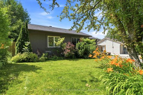 Photo 3 at 143 Silas Boulevard, Keswick North, Georgina