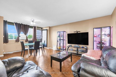 Photo 8 at 816 - 180 Markham Road, Scarborough Village, Toronto
