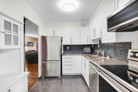 Photo 12 at 816 - 180 Markham Road, Scarborough Village, Toronto