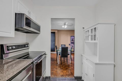 Photo 14 at 816 - 180 Markham Road, Scarborough Village, Toronto
