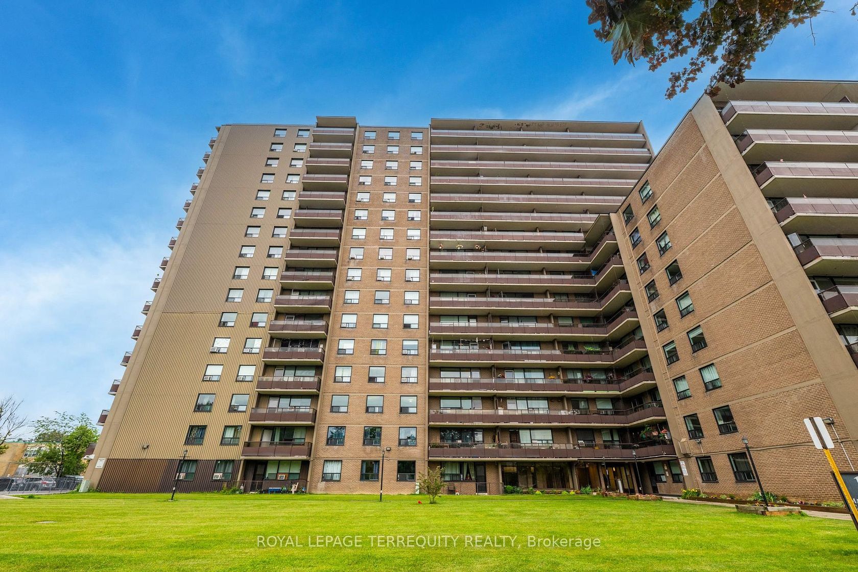 816 - 180 Markham Road, Scarborough Village, Toronto 
