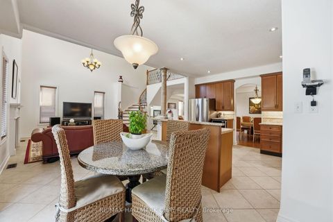 Photo 5 at 12 Parisian Crescent, Shore, Barrie