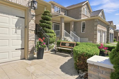 Photo 23 at 12 Parisian Crescent, Shore, Barrie
