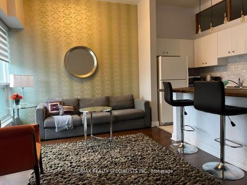Photo 6 at 519 - 700 King Street W, Niagara, Toronto