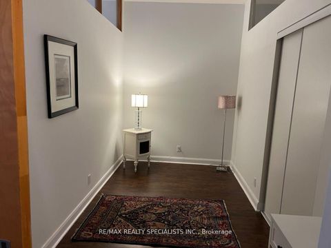 Photo 12 at 519 - 700 King Street W, Niagara, Toronto