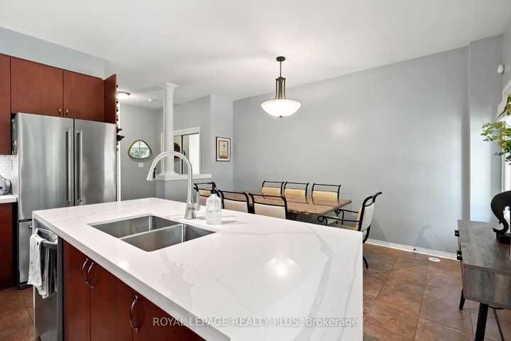 Photo 11 at 2333 Sutton Drive, Orchard, Burlington