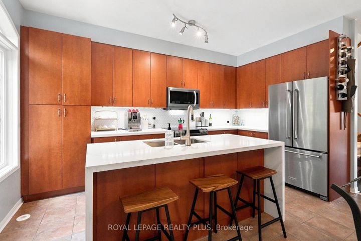 Photo 15 at 2333 Sutton Drive, Orchard, Burlington