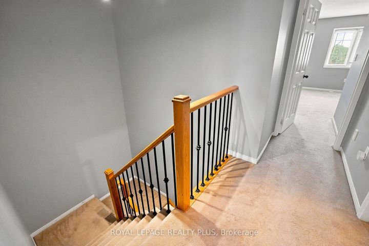 Photo 18 at 2333 Sutton Drive, Orchard, Burlington