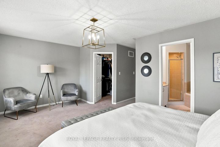 Photo 20 at 2333 Sutton Drive, Orchard, Burlington