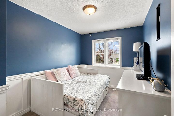 Photo 24 at 2333 Sutton Drive, Orchard, Burlington