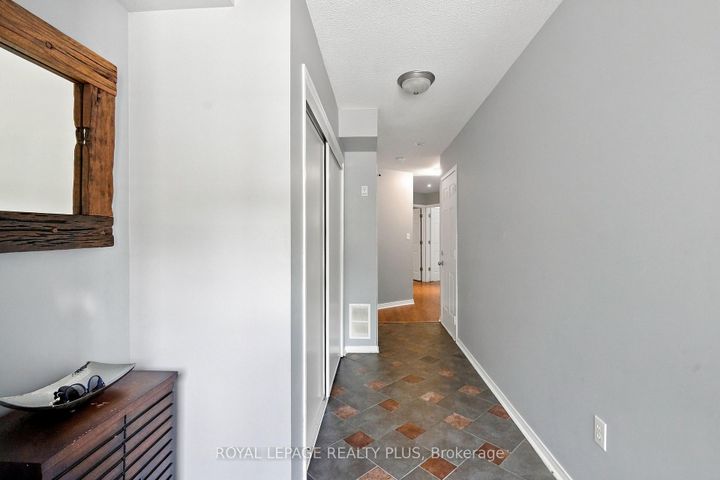 Photo 28 at 2333 Sutton Drive, Orchard, Burlington