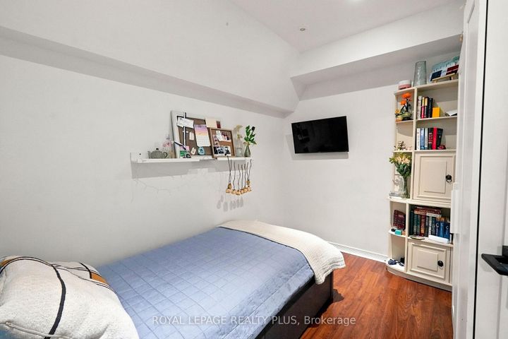 Photo 30 at 2333 Sutton Drive, Orchard, Burlington