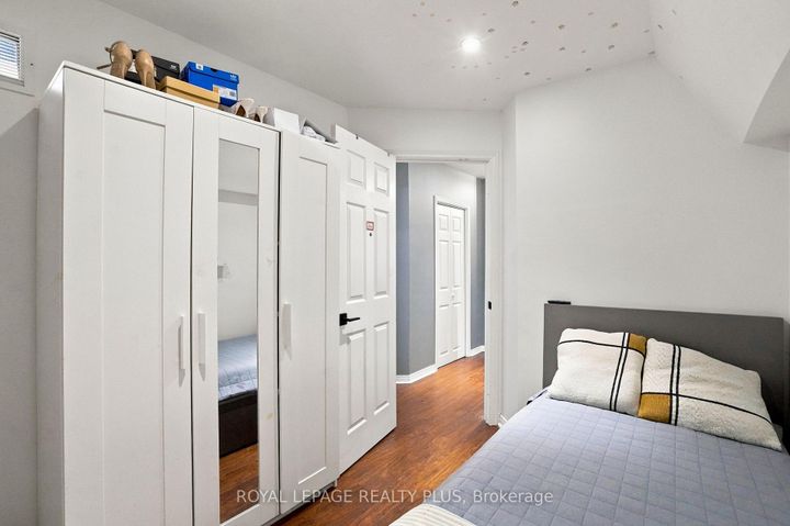 Photo 31 at 2333 Sutton Drive, Orchard, Burlington