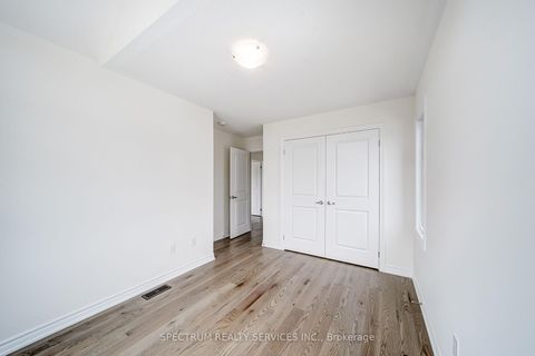 Photo 40 at 52 Father Muckle Avenue, Keswick South, Georgina