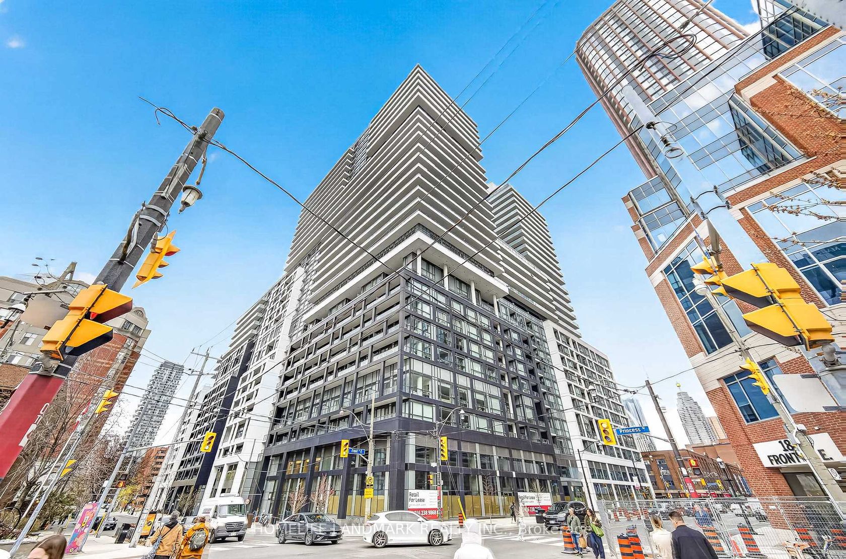 2811 - 70 Princess Street, Moss Park, Toronto 